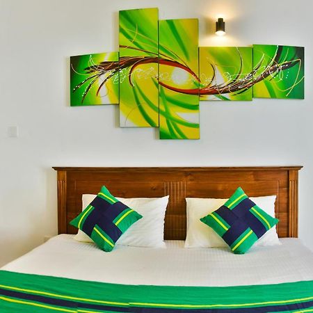 Rominrich Hotel Hikkaduwa Luaran gambar